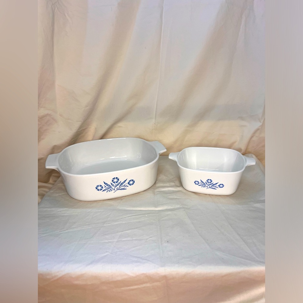 Vintage Corning Ware Blue Cornflower Set